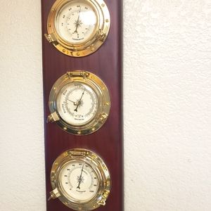 Hanging Weather Station - Thermometer, Barometer, Hygrometer